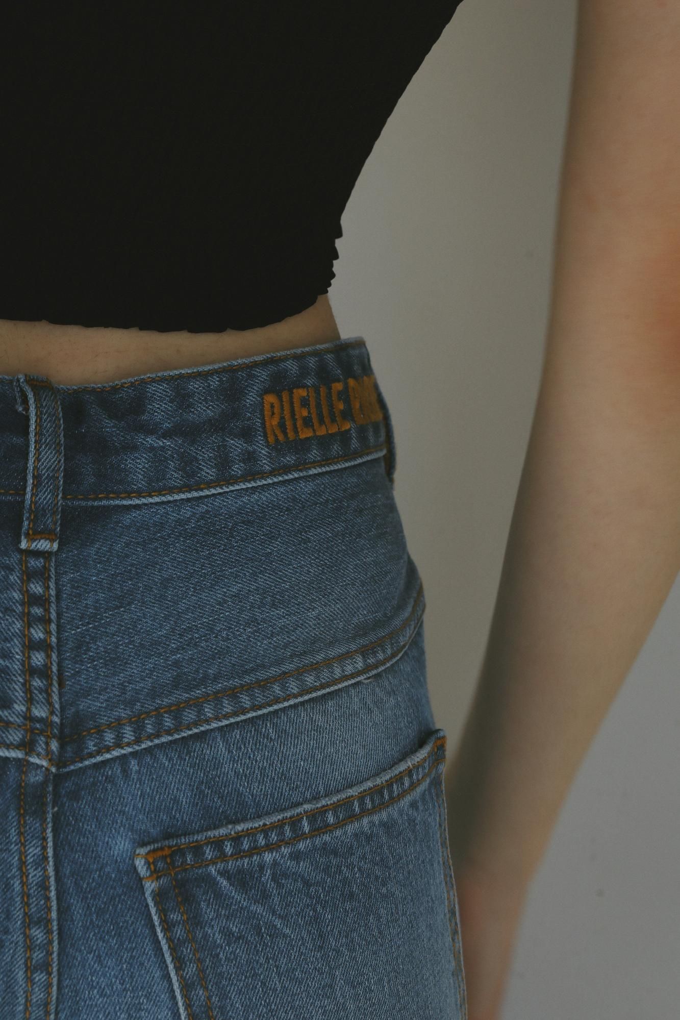 フリンジストレートデニムパンツ（ライトブルー）