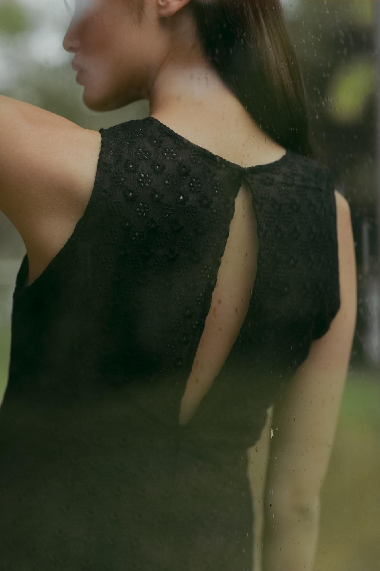 フラワーレースワンピース（ブラック）