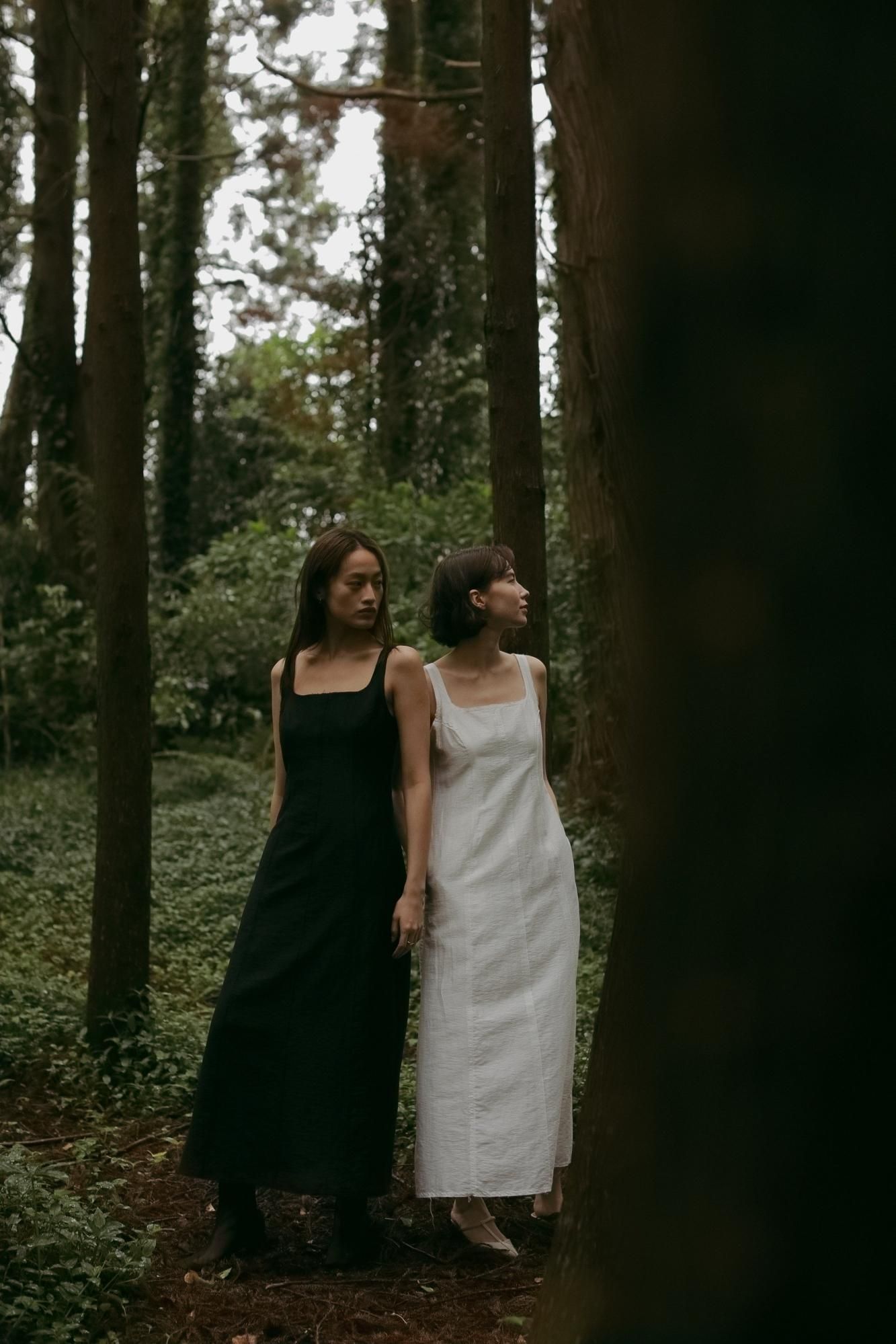 シアーカッティングワンピース（ホワイト）