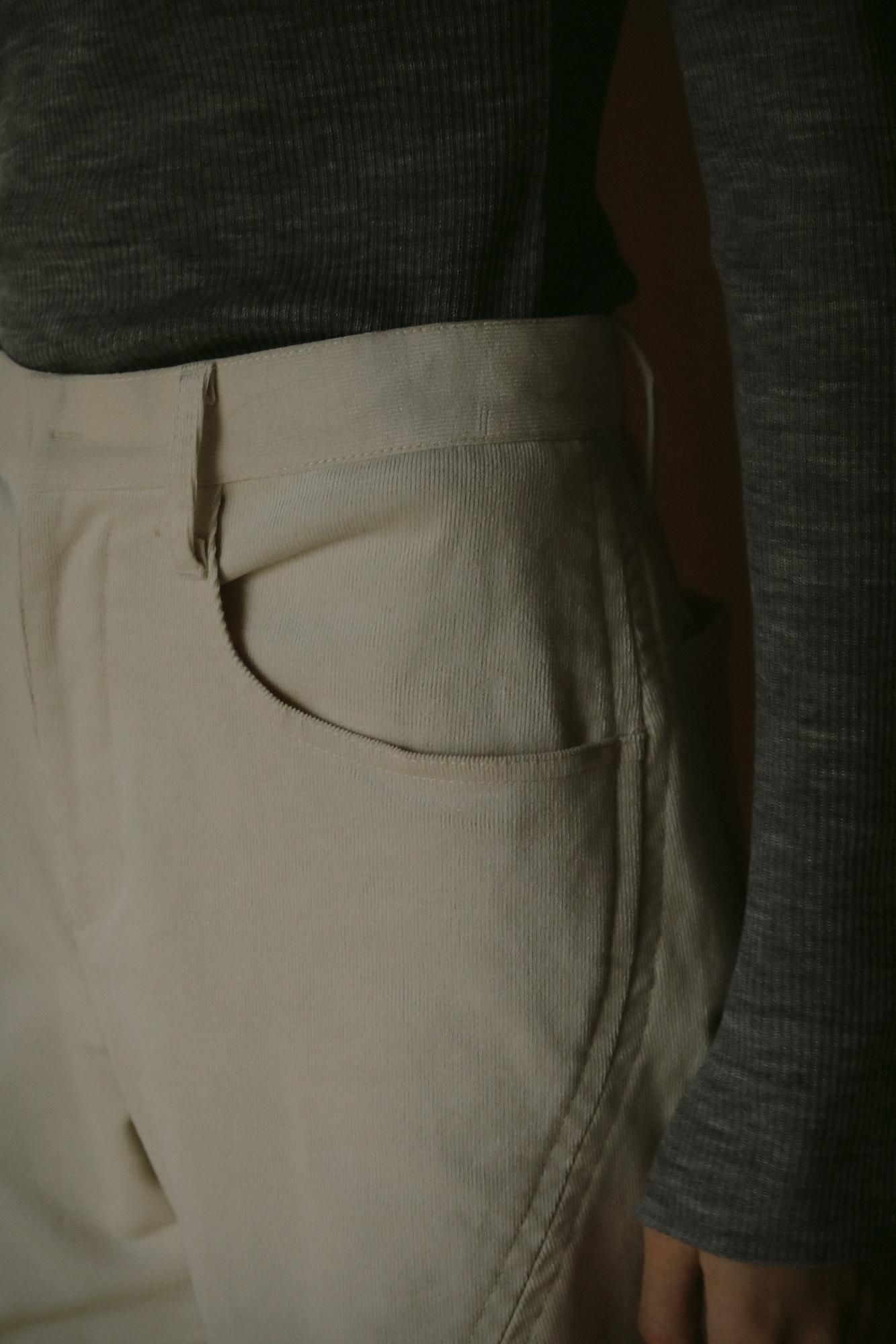 リエルリシェ curvy corduroy pants