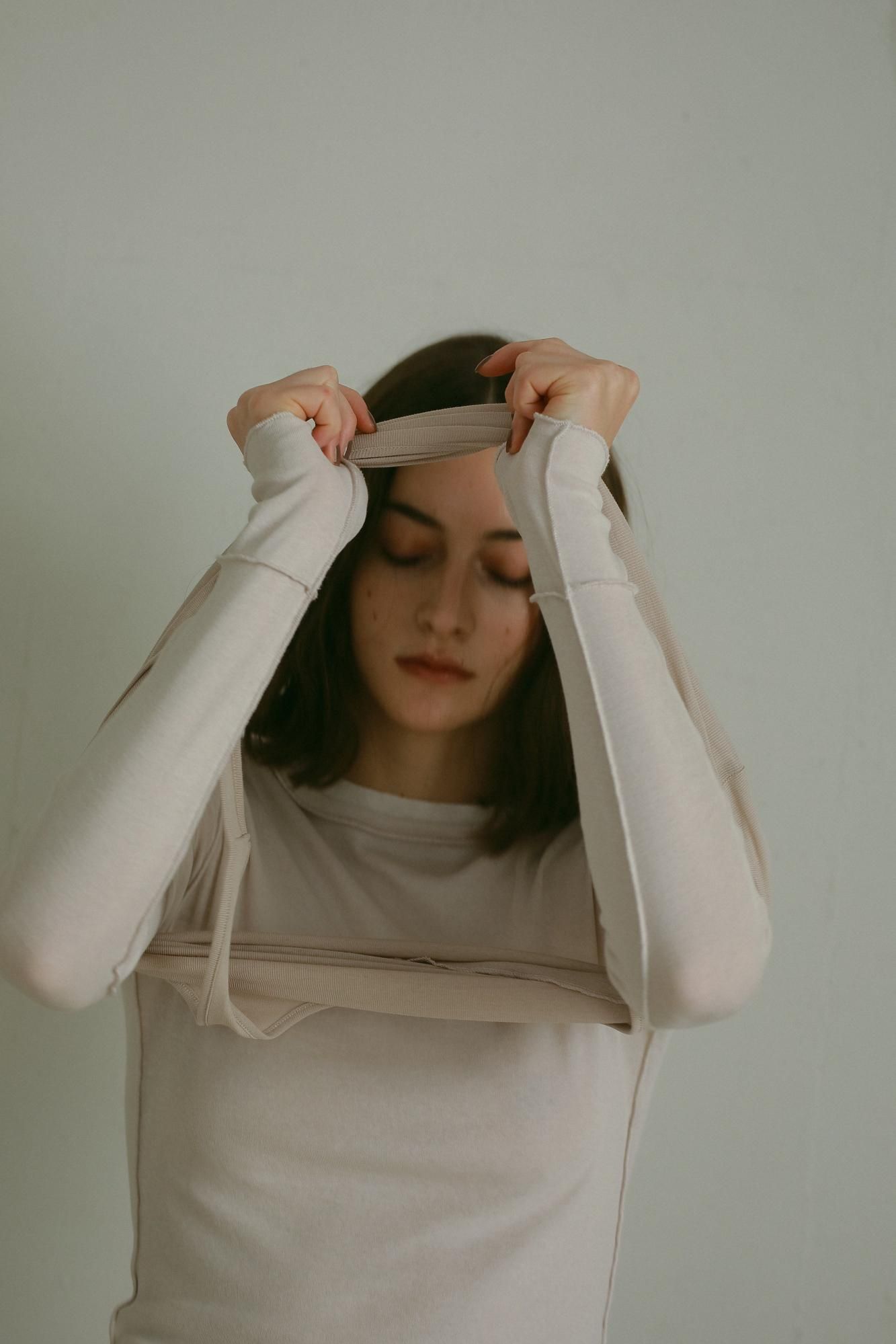 リエルリシェ tops ！今期新作！ Frill Tops(Black) - RIELLE RICHE