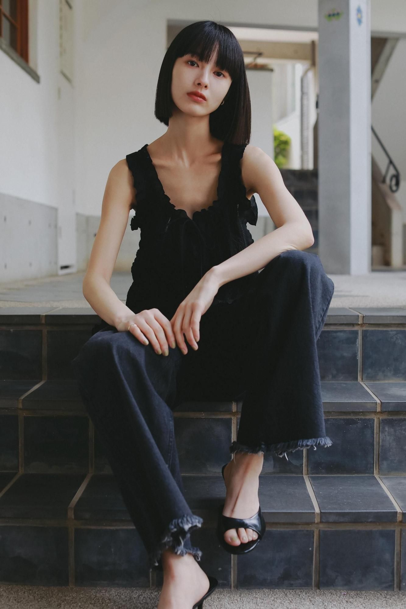 Frill Tops(Black) - RIELLE RICHE