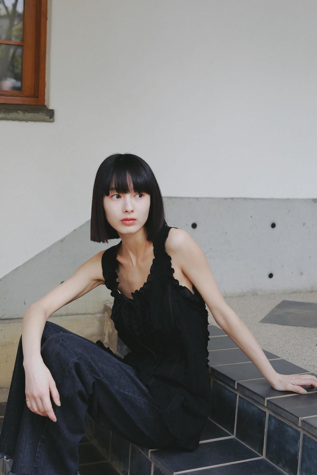 全国総量無料で Frill RICHE RIELLE - Tops(Black) トップス
