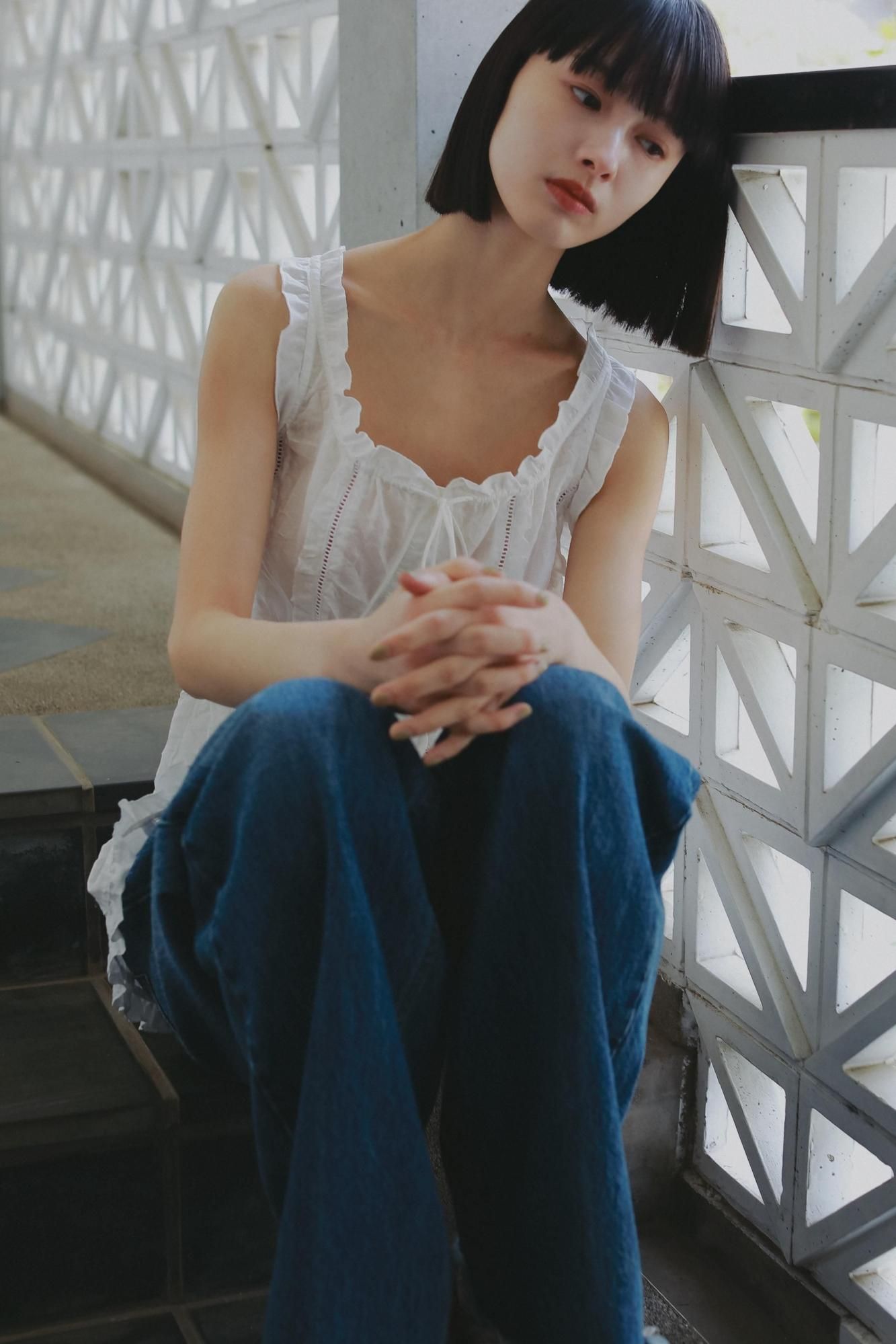 Frill Tops(White) - RIELLE RICHE