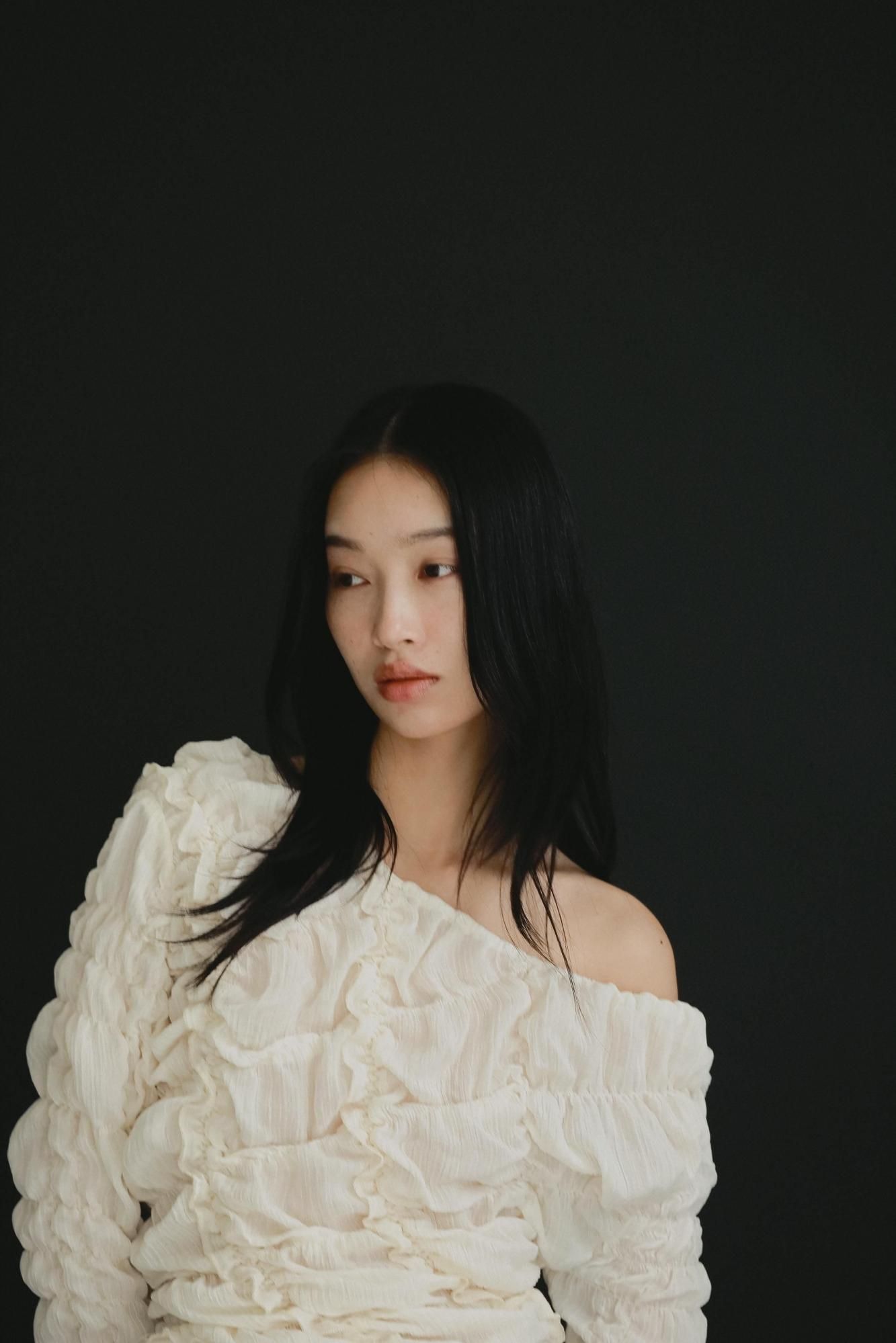 シャーリングロングスリーブトップス（アイボリー）