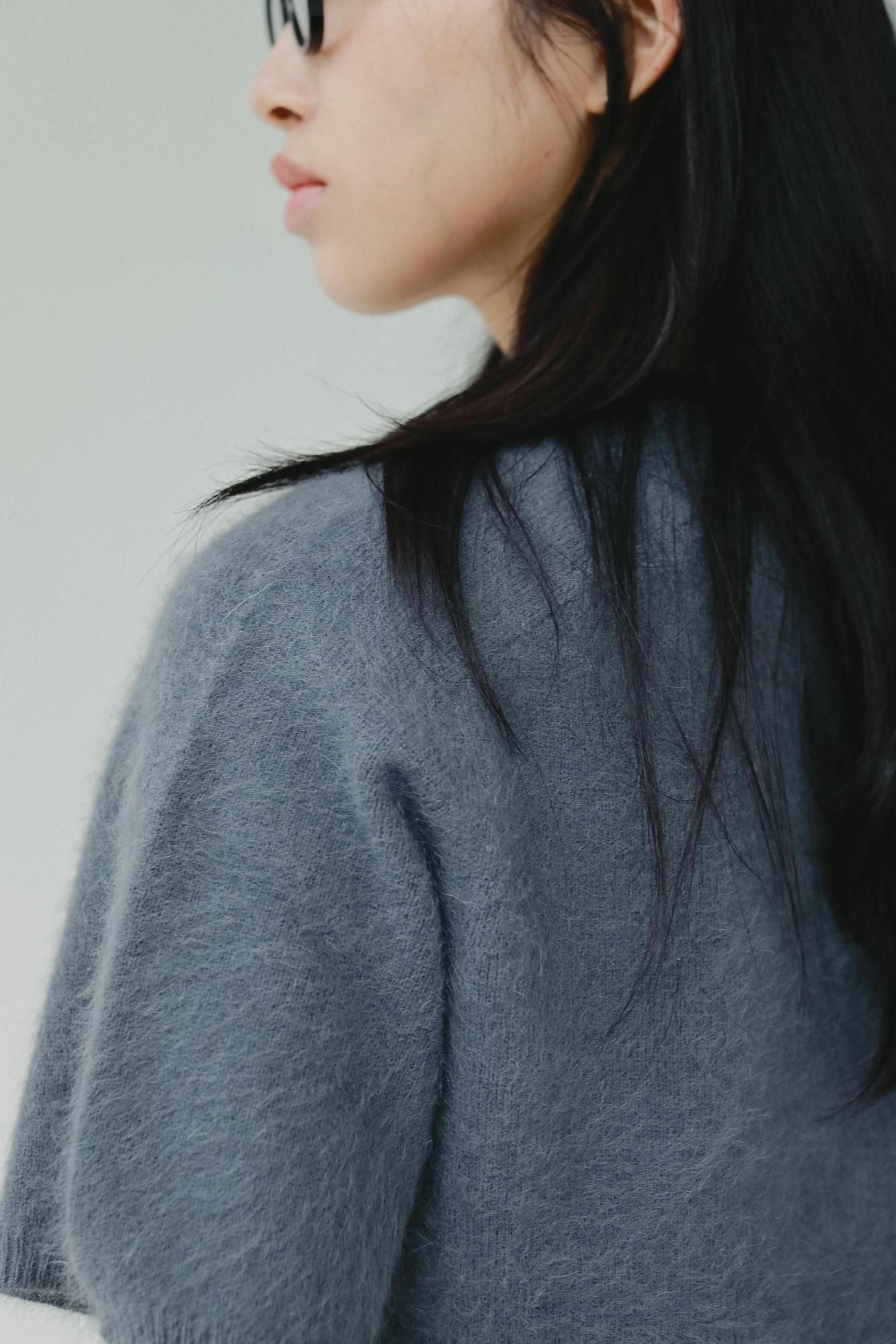 8月31日まで値下げ中！DAISY LIN Knit Top ミルフィーユパフ 値下げ中！ DAISY LIN Knit Top ミルフィーユパフ - メルカリ