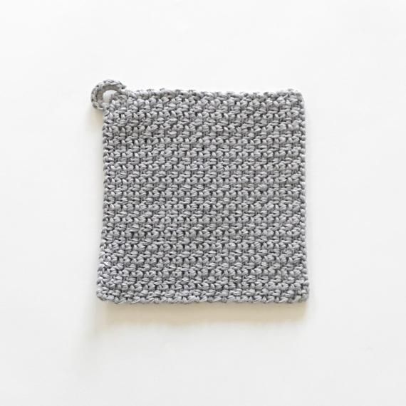 KNIT POT HOLDER - L