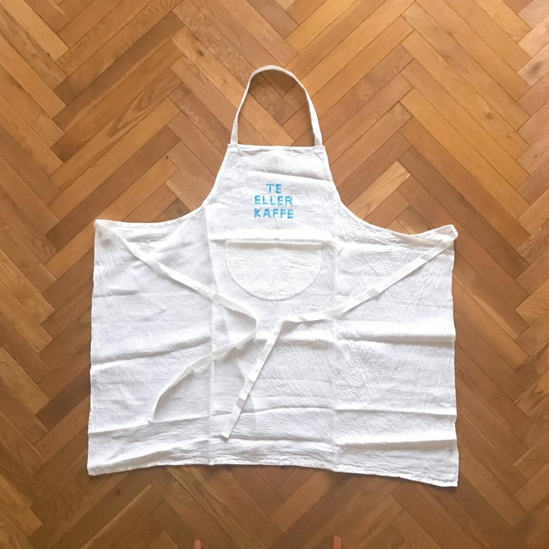 R&D.M.Co- LINEN APRON - SPOONFUL R&D.M.Co- LINEN APRON - SPOONFUL