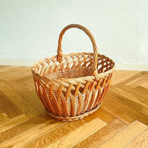  BASKET with HANDLE