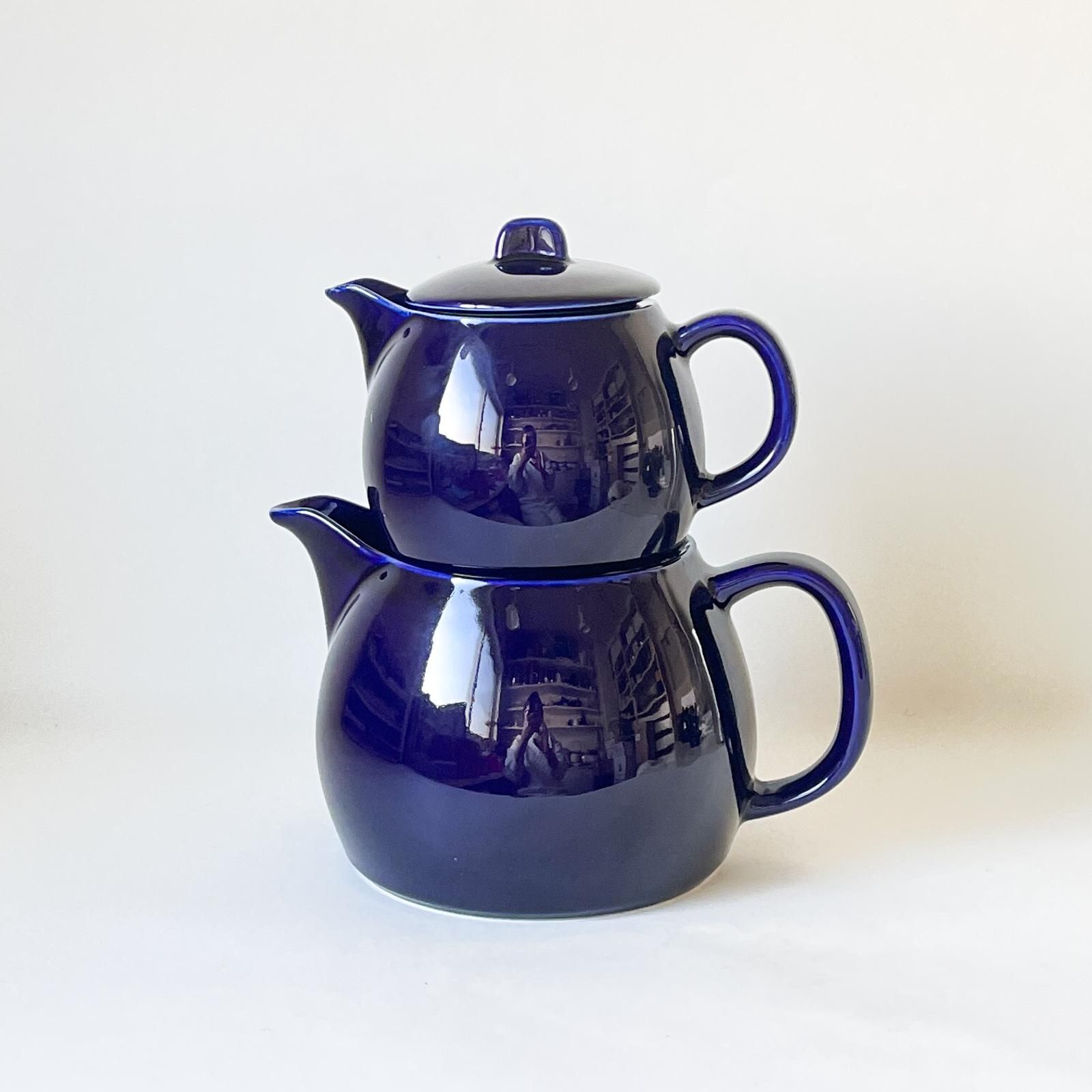 ARABIA FINLAND KAJ FRANK KF-1 TEA POT | SPOONFUL | ARABIA FINLAND KAJ FRANK KF-1 TEA POT | SPOONFUL |