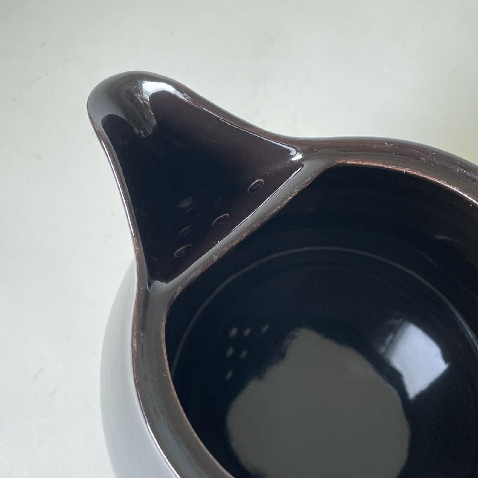 ARABIA FINLAND KAJ FRANK KF-1 TEA POT | SPOONFUL | ARABIA FINLAND KAJ FRANK KF-1 TEA POT | SPOONFUL |