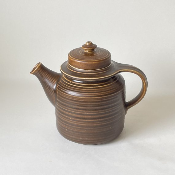 ARABIA GD-3 TEA POT | brown