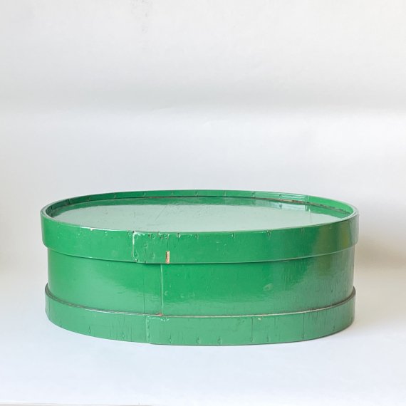 WOODEN OVAL BOX | green
