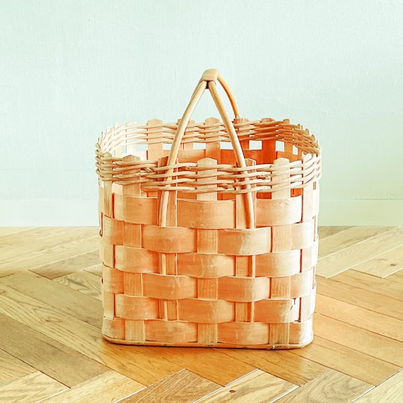 BASKET with HANDLE | square