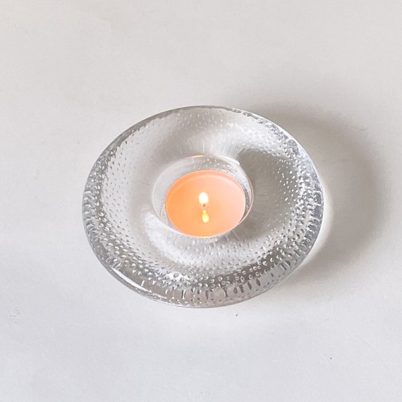 <img class='new_mark_img1' src='https://img.shop-pro.jp/img/new/icons6.gif' style='border:none;display:inline;margin:0px;padding:0px;width:auto;' />iittala CANDLE HOLDER