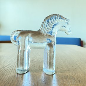 <img class='new_mark_img1' src='https://img.shop-pro.jp/img/new/icons6.gif' style='border:none;display:inline;margin:0px;padding:0px;width:auto;' />HORSE in GLASS | L