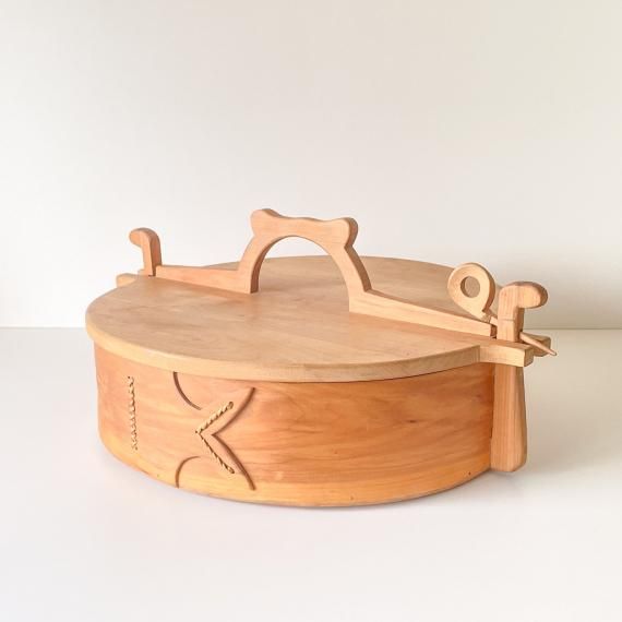 WOODEN BOX | round