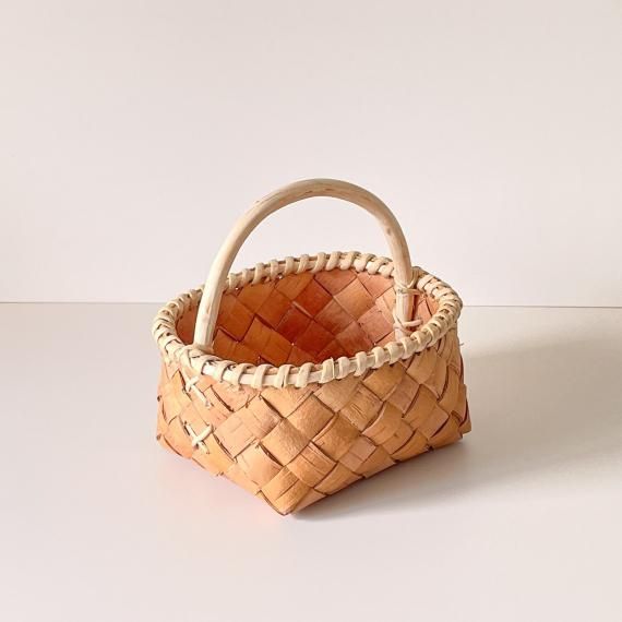 BIRCH BASKET with HANDLE