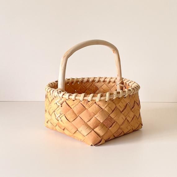 BIRCH BASKET with HANDLE