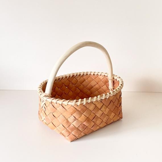 BIRCH BASKET with HANDLE
