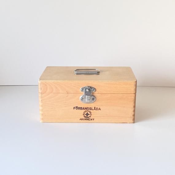 FIRST AID BOX