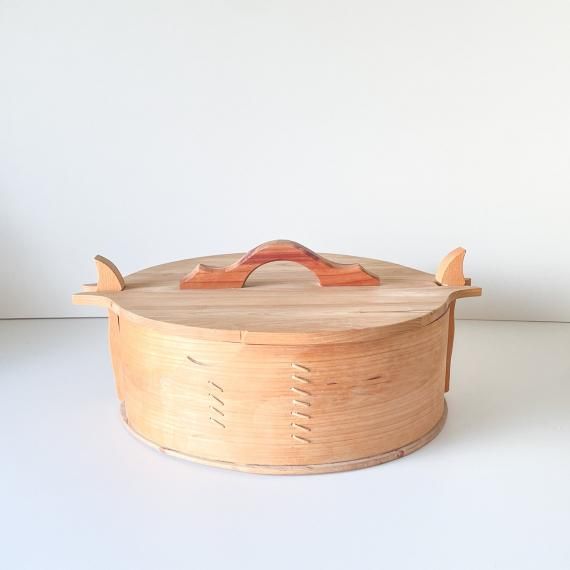 WOODEN BOX | round