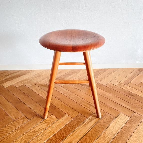 WOODEN STOOL