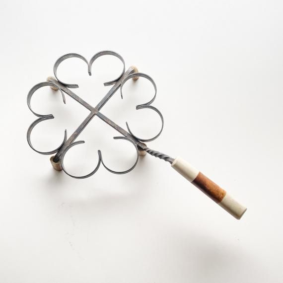 TRIVET