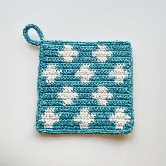 <img class='new_mark_img1' src='https://img.shop-pro.jp/img/new/icons6.gif' style='border:none;display:inline;margin:0px;padding:0px;width:auto;' />KNIT POT HOLDER-STQ