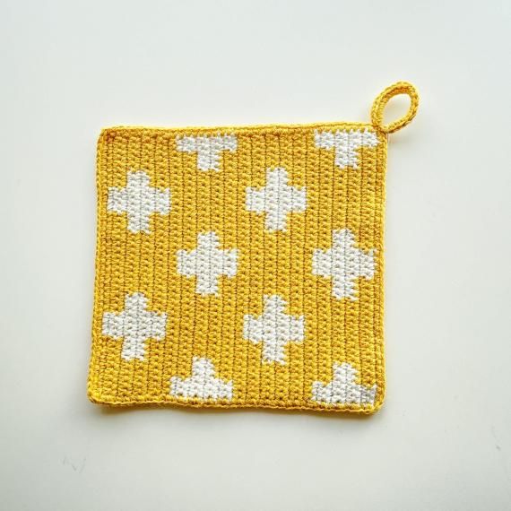 <img class='new_mark_img1' src='https://img.shop-pro.jp/img/new/icons6.gif' style='border:none;display:inline;margin:0px;padding:0px;width:auto;' />KNIT POT HOLDER LYL