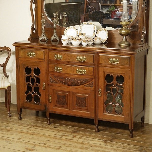 SIDEBOARD - Q'S ANTIQUES
