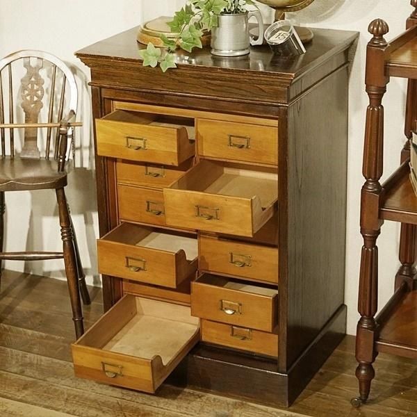 CHEST OF DRAWERS - Q'S ANTIQUES