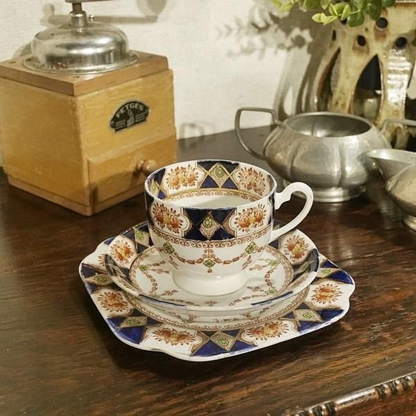 COLLECTABLES - Q'S ANTIQUES COLLECTABLES - Q'S ANTIQUES