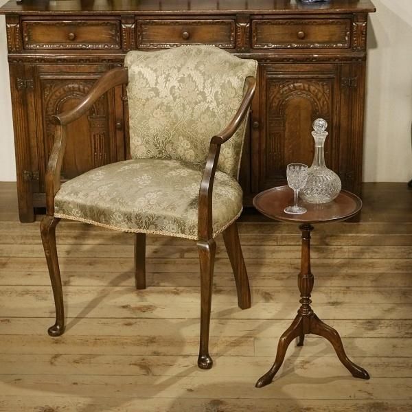 TABLE - Q'S ANTIQUES TABLE - Q'S ANTIQUES
