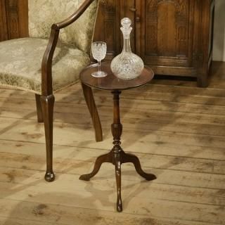 TABLE - Q'S ANTIQUES TABLE - Q'S ANTIQUES