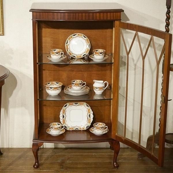 BOOKCASE - Q'S ANTIQUES BOOKCASE - Q'S ANTIQUES