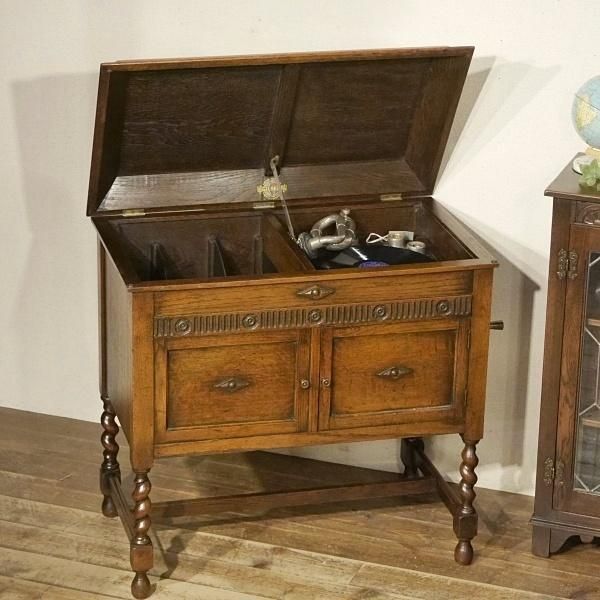 イギリスアンティーク蓄音機 | Gilbert Gramophones - Q'S ANTIQUES