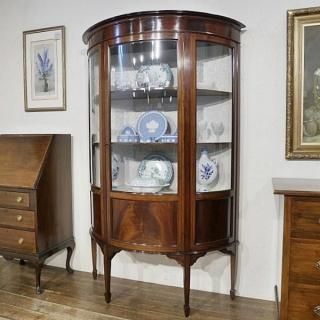 DISPLAY CABINET - Q'S ANTIQUES