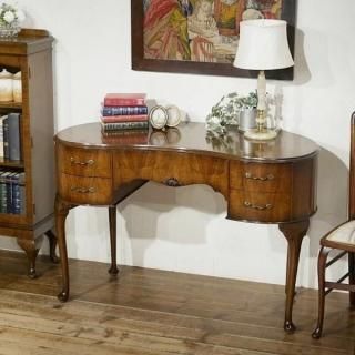 DESK - Q'S ANTIQUES