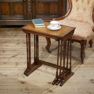 TABLE - Q'S ANTIQUES
