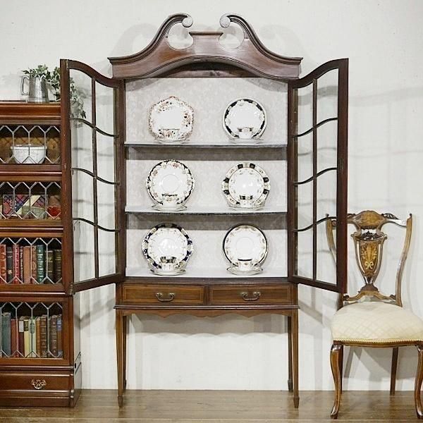 DISPLAY CABINET - Q'S ANTIQUES