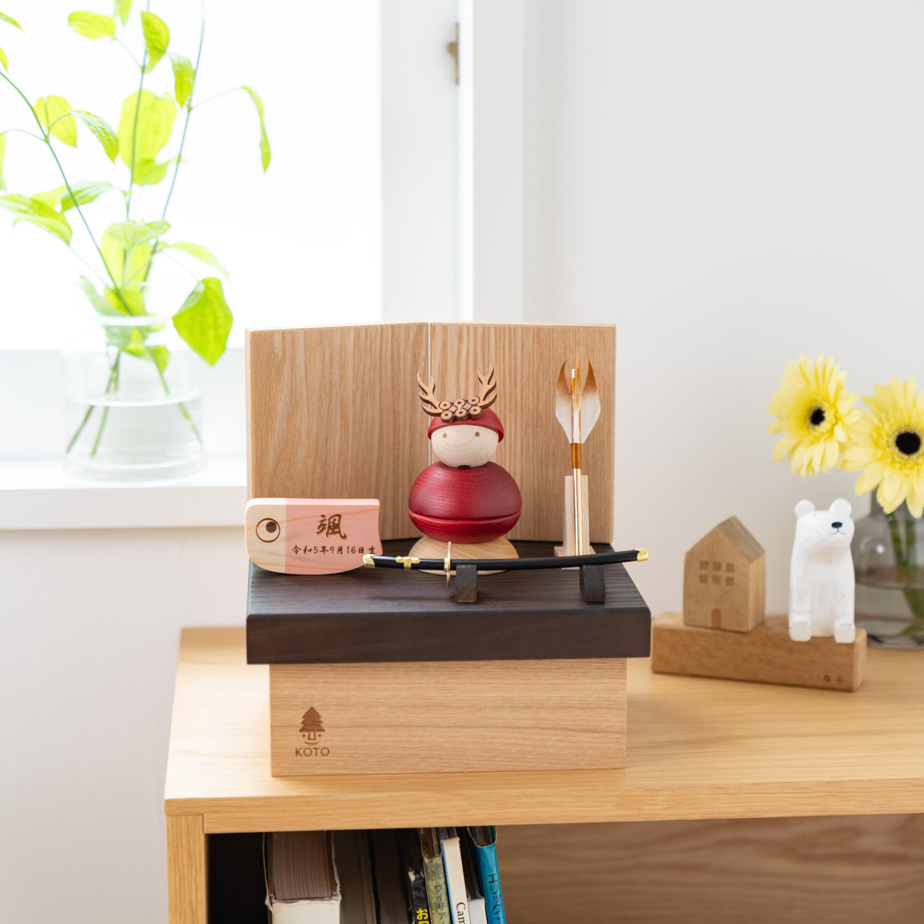 コンパクトでかわいい「ことの木製鎧」 コンパクトでかわいい「ことの木製鎧」