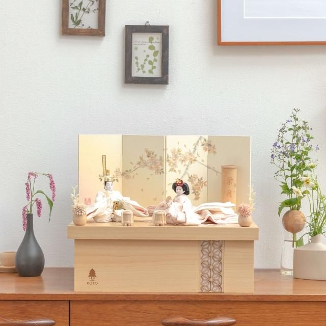 <img class='new_mark_img1' src='https://img.shop-pro.jp/img/new/icons20.gif' style='border:none;display:inline;margin:0px;padding:0px;width:auto;' />【早割】ことの平安ひな ゆき 手描桜 収納