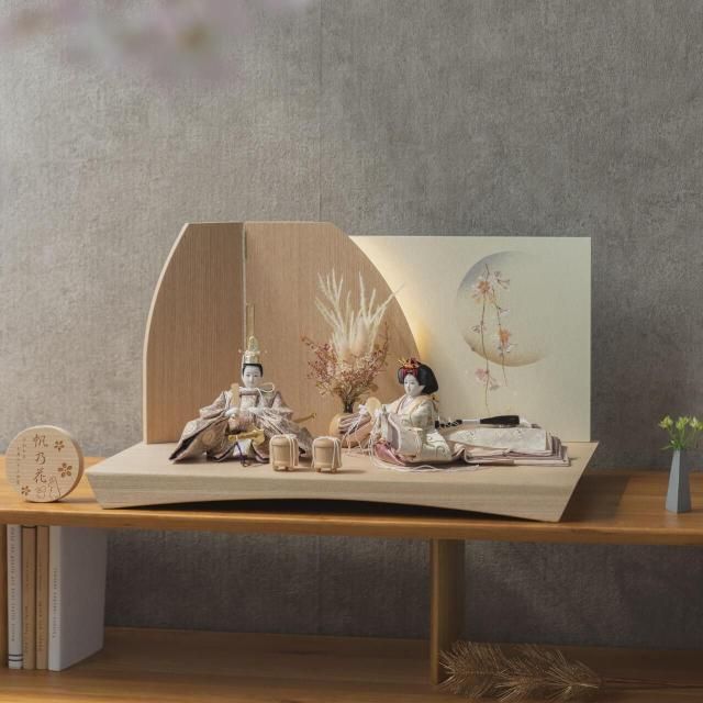 <img class='new_mark_img1' src='https://img.shop-pro.jp/img/new/icons20.gif' style='border:none;display:inline;margin:0px;padding:0px;width:auto;' />【早割】ことの平安ひな つき 灯平台 立花P付