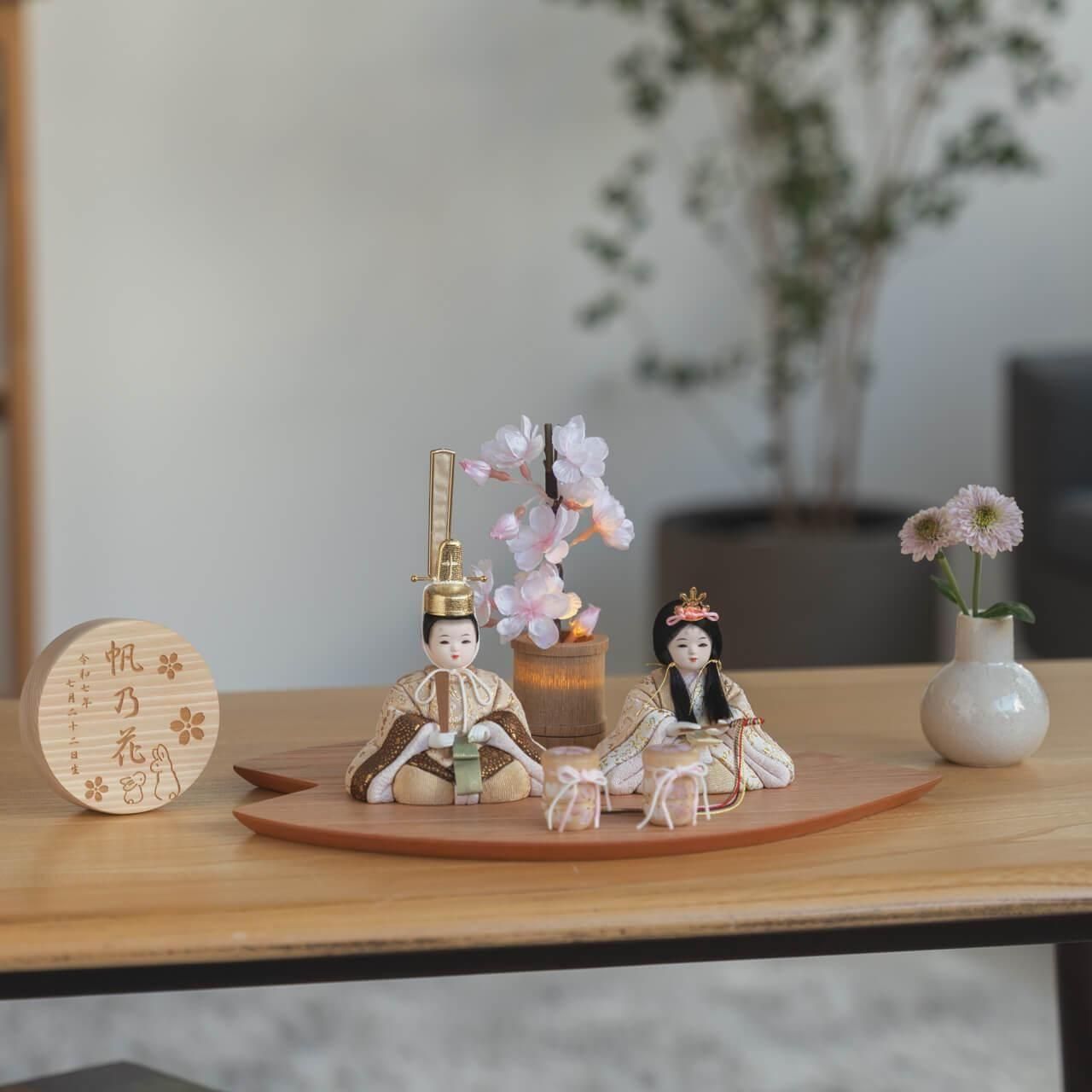 雛人形セット 桜の花と提灯付き 雛人形セット 桜の花と提灯付き