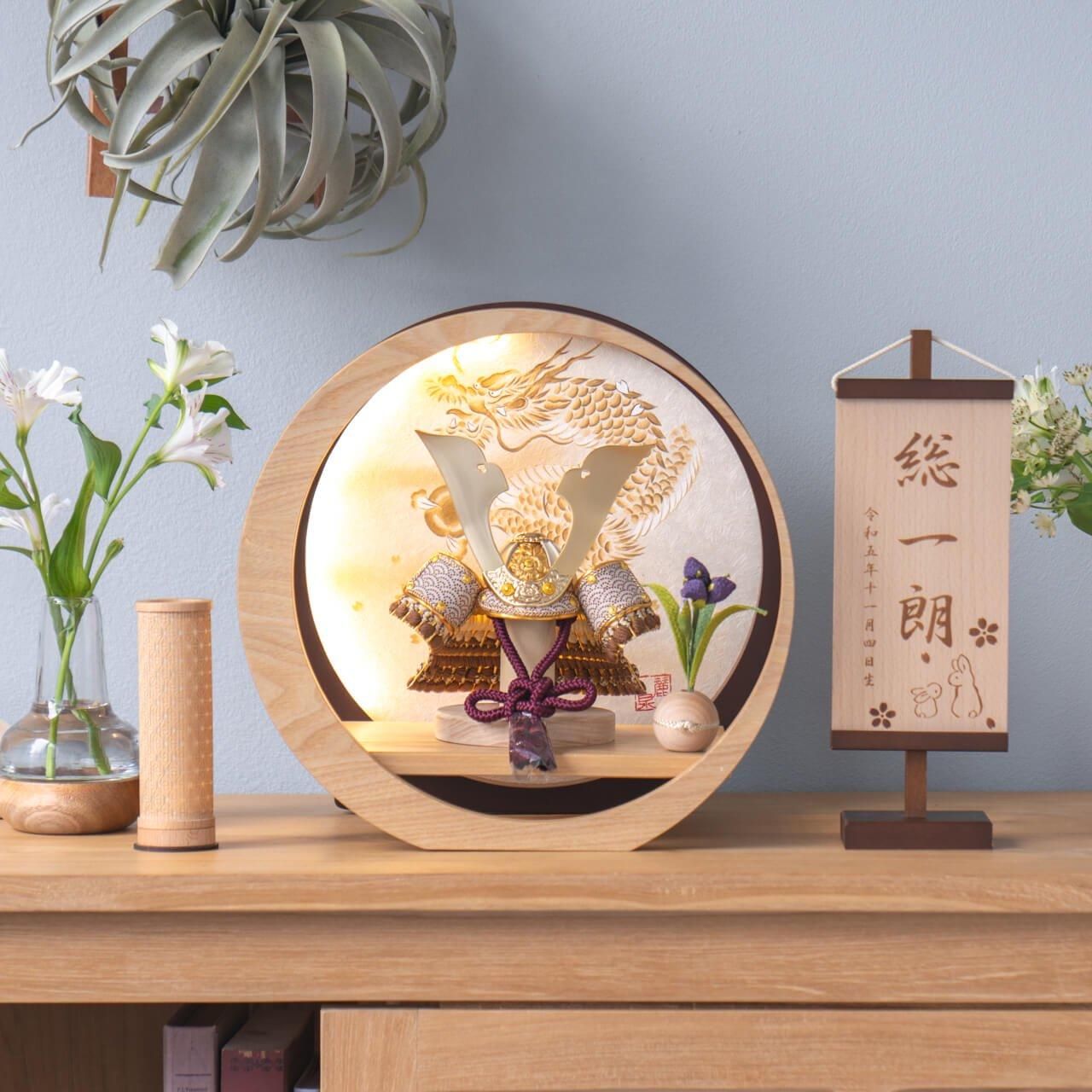 兜 かぶと飾り 座布団付き 新品未使用品 名入れ木札無料】 【送料無料】 出世兜 鉄製 大 座布団付き / 五月人形