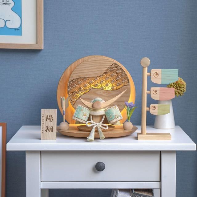 コンパクトでかわいい「ことの木目込かぶと」