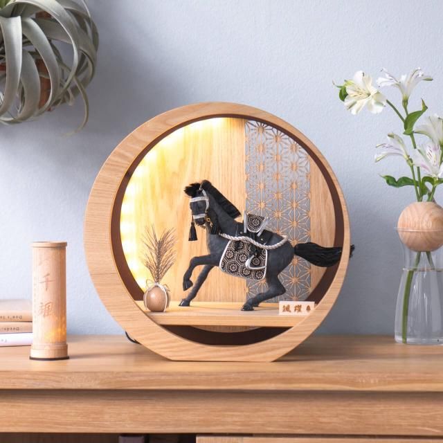 ことの颯躍（そうや）とも　灯月型飾台　麻の葉