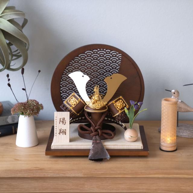 ことの兜　りゅう　青海波　円形B衝立