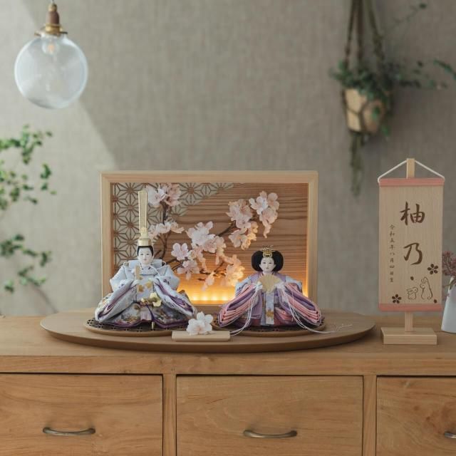 <img class='new_mark_img1' src='https://img.shop-pro.jp/img/new/icons13.gif' style='border:none;display:inline;margin:0px;padding:0px;width:auto;' />ことのひな人形 はな 灯衝立 桜 N